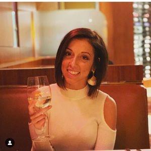 Meet your Posher, Julia